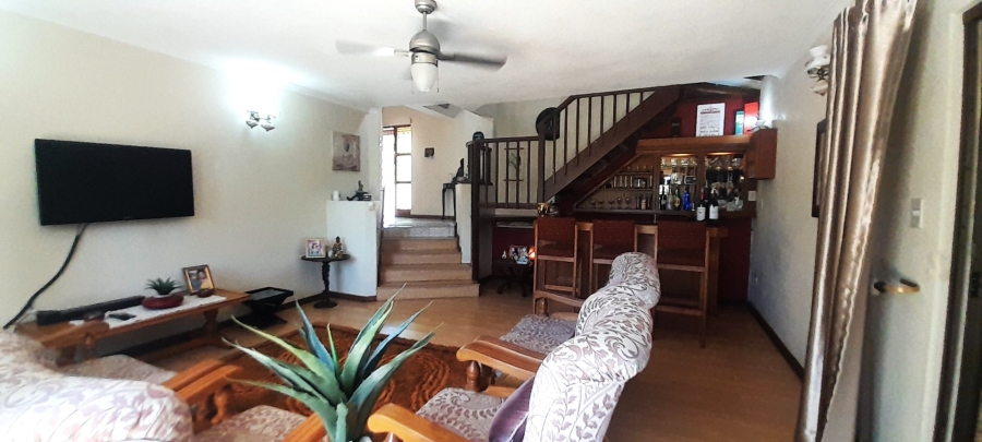 3 Bedroom Property for Sale in Amanzimtoti KwaZulu-Natal