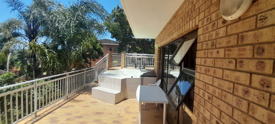 3 Bedroom Property for Sale in Amanzimtoti KwaZulu-Natal