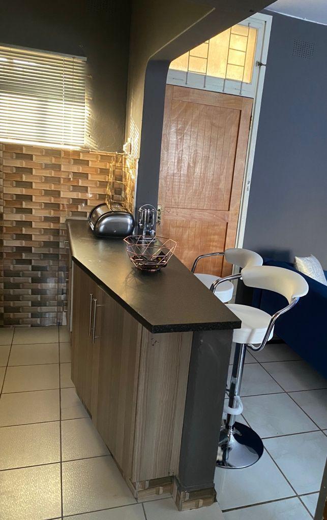 1 Bedroom Property for Sale in Glenwood KwaZulu-Natal