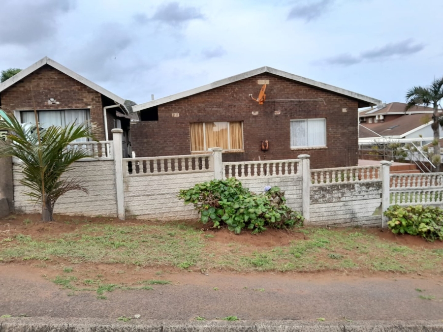 3 Bedroom Property for Sale in Treasure Beach KwaZulu-Natal
