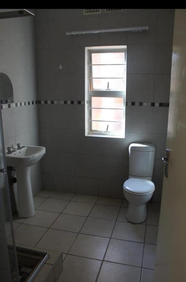 To Let 3 Bedroom Property for Rent in Bluff KwaZulu-Natal