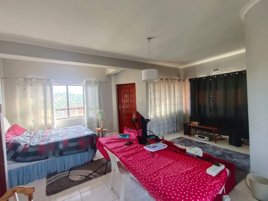 3 Bedroom Property for Sale in Burlington Heights KwaZulu-Natal