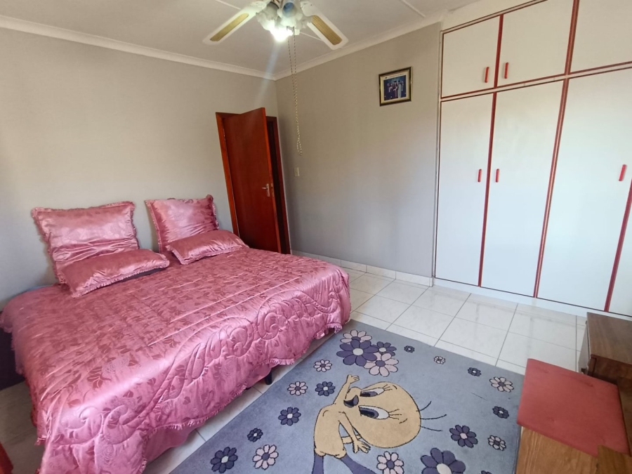 3 Bedroom Property for Sale in Burlington Heights KwaZulu-Natal