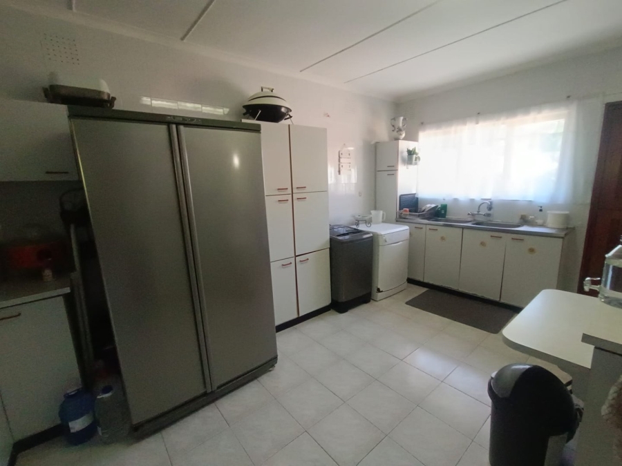 3 Bedroom Property for Sale in Burlington Heights KwaZulu-Natal