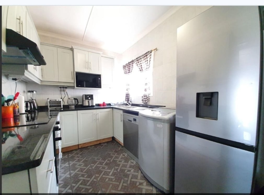 4 Bedroom Property for Sale in Bluff KwaZulu-Natal