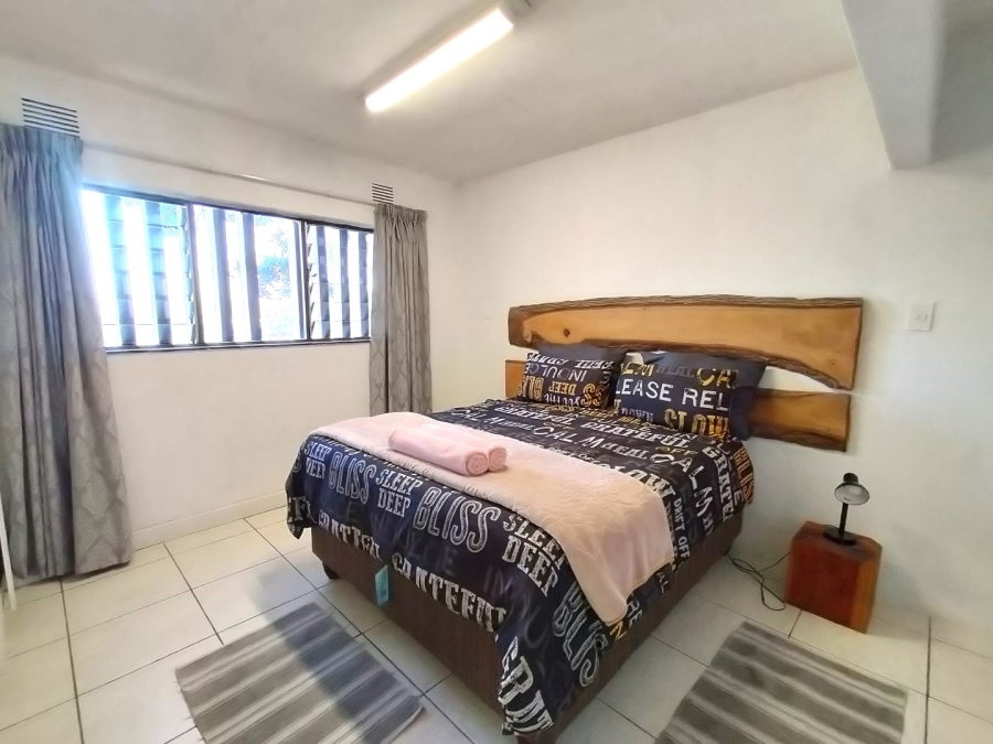 9 Bedroom Property for Sale in Cowies Hill KwaZulu-Natal