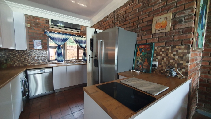 6 Bedroom Property for Sale in Woodgrange KwaZulu-Natal