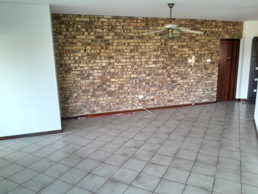 2 Bedroom Property for Sale in Freeland Park KwaZulu-Natal