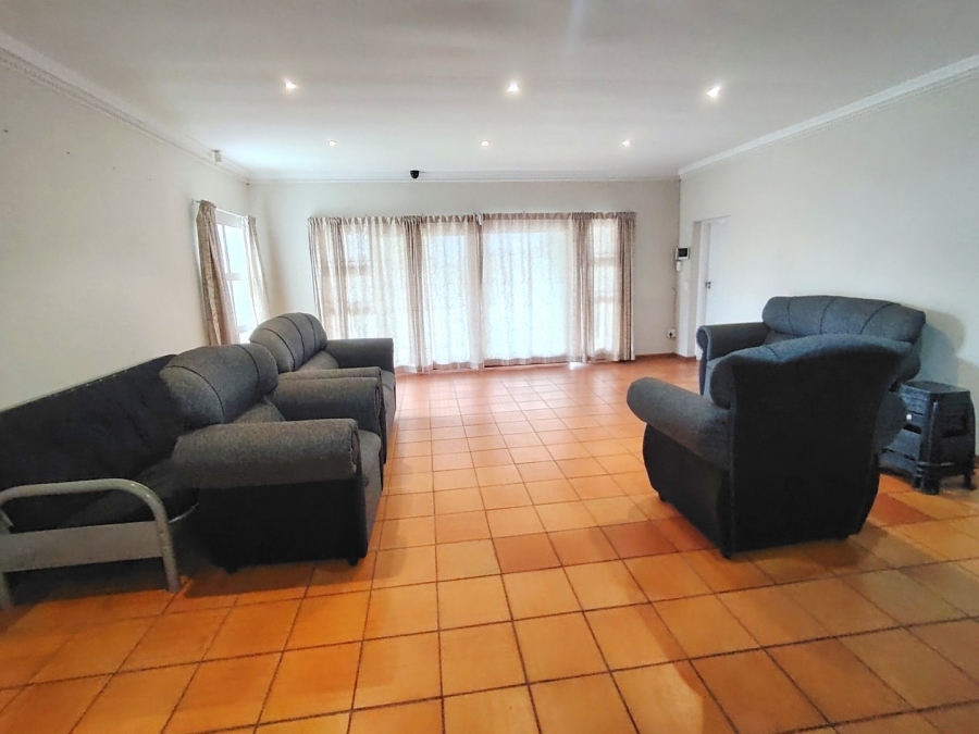 5 Bedroom Property for Sale in Shelly Beach KwaZulu-Natal