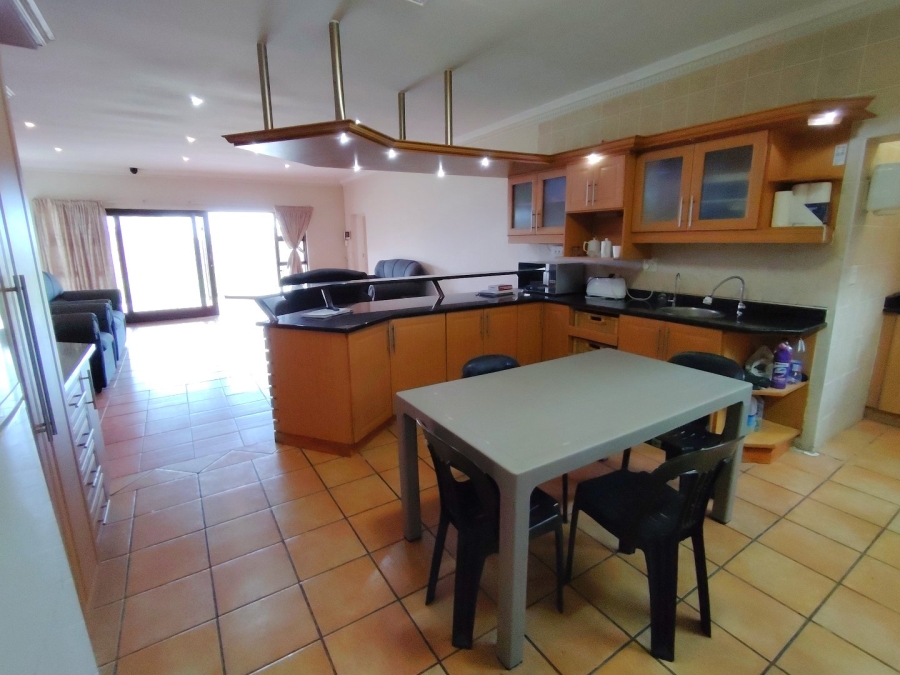 5 Bedroom Property for Sale in Shelly Beach KwaZulu-Natal