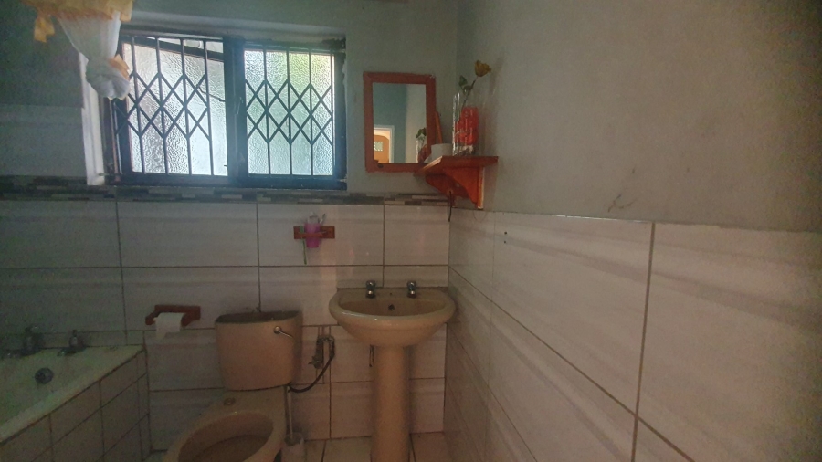 3 Bedroom Property for Sale in Sea Park KwaZulu-Natal