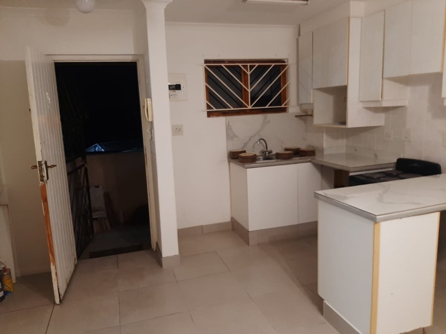 1 Bedroom Property for Sale in Bellair KwaZulu-Natal