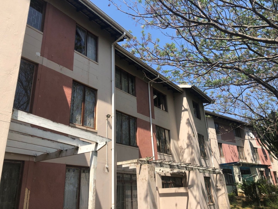 1 Bedroom Property for Sale in Bellair KwaZulu-Natal