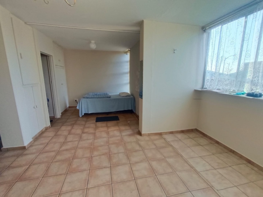 1 Bedroom Property for Sale in Bluff KwaZulu-Natal