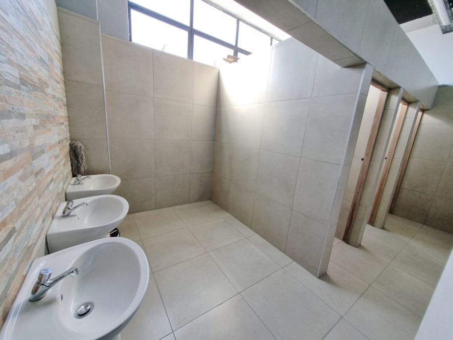 To Let  Bedroom Property for Rent in Stanger KwaZulu-Natal
