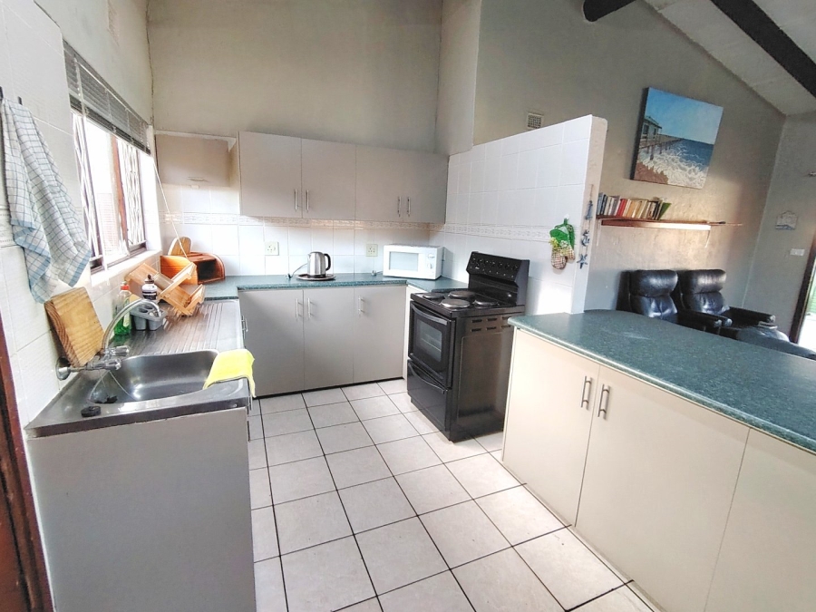 4 Bedroom Property for Sale in St Michaels On Sea KwaZulu-Natal