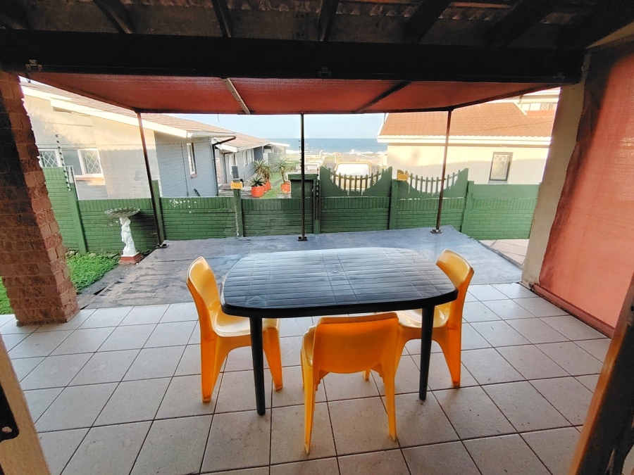 4 Bedroom Property for Sale in St Michaels On Sea KwaZulu-Natal