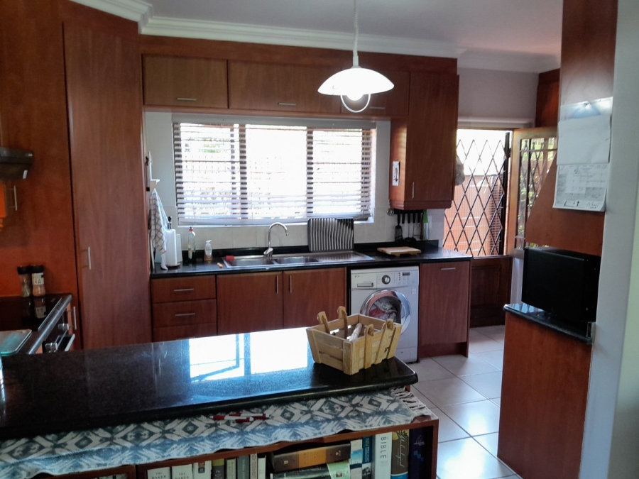 3 Bedroom Property for Sale in Freeland Park KwaZulu-Natal