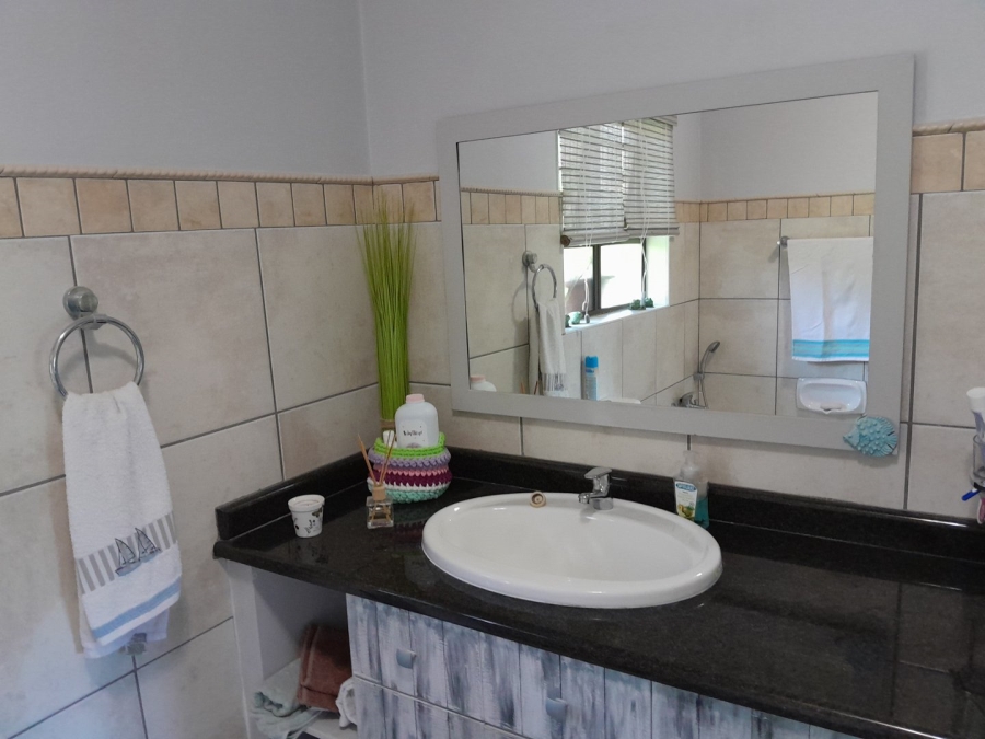 3 Bedroom Property for Sale in Freeland Park KwaZulu-Natal