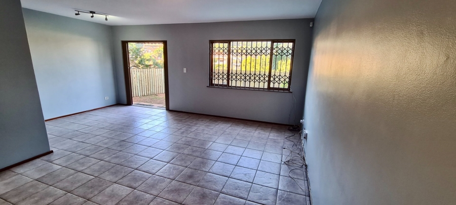 To Let 3 Bedroom Property for Rent in Glen Hills KwaZulu-Natal