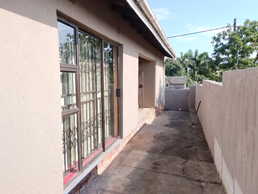  Bedroom Property for Sale in Ngwelezana KwaZulu-Natal