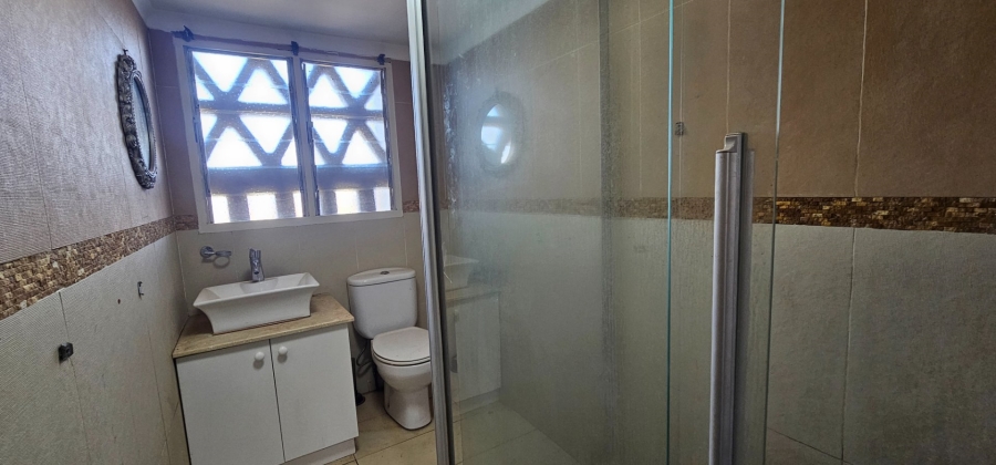 2 Bedroom Property for Sale in Essenwood KwaZulu-Natal