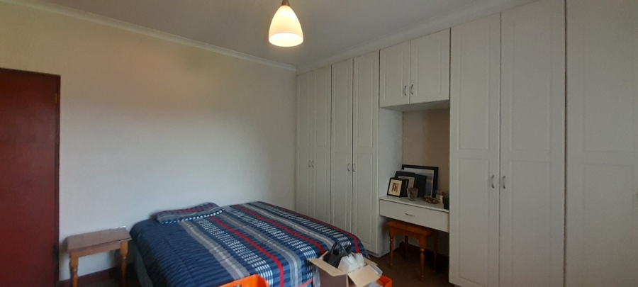 4 Bedroom Property for Sale in Cowies Hill Park KwaZulu-Natal