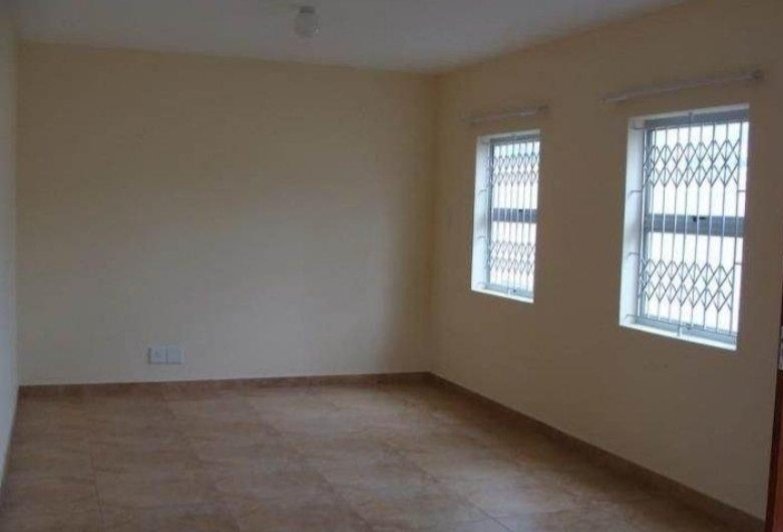 8 Bedroom Property for Sale in Bulwer KwaZulu-Natal