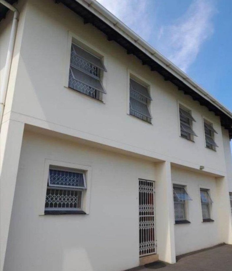 8 Bedroom Property for Sale in Bulwer KwaZulu-Natal