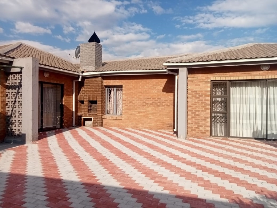 4 Bedroom Property for Sale in Arborpark KwaZulu-Natal