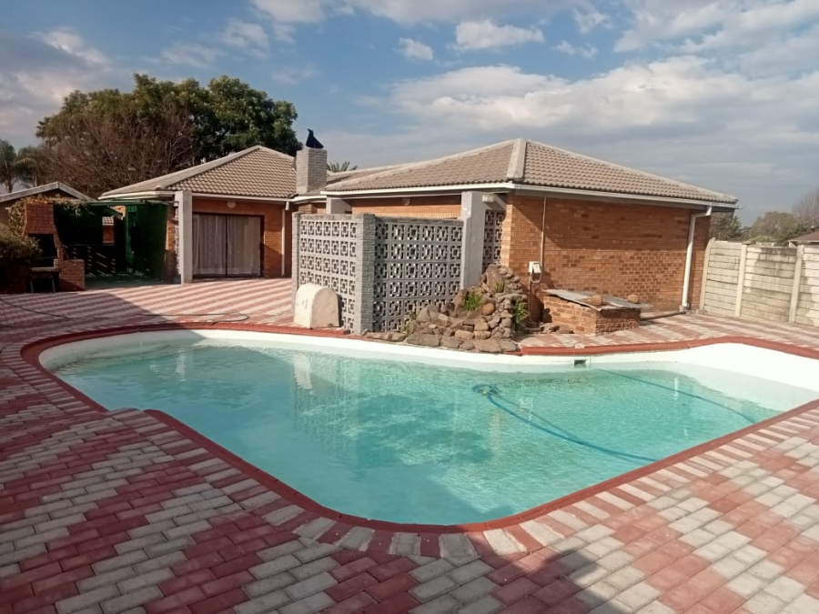 4 Bedroom Property for Sale in Arborpark KwaZulu-Natal