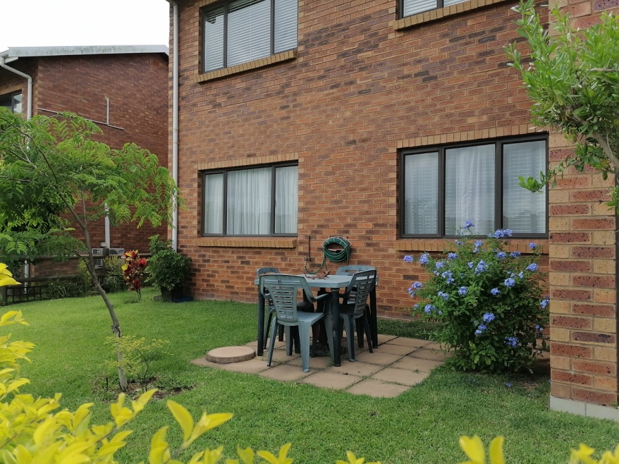 3 Bedroom Property for Sale in Freeland Park KwaZulu-Natal