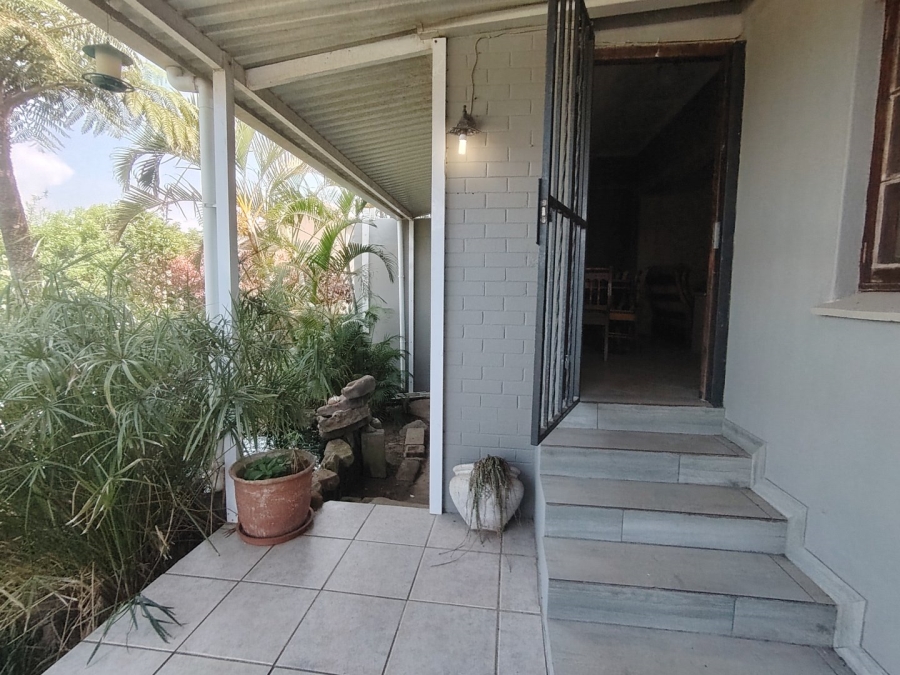 7 Bedroom Property for Sale in St Michaels On Sea KwaZulu-Natal