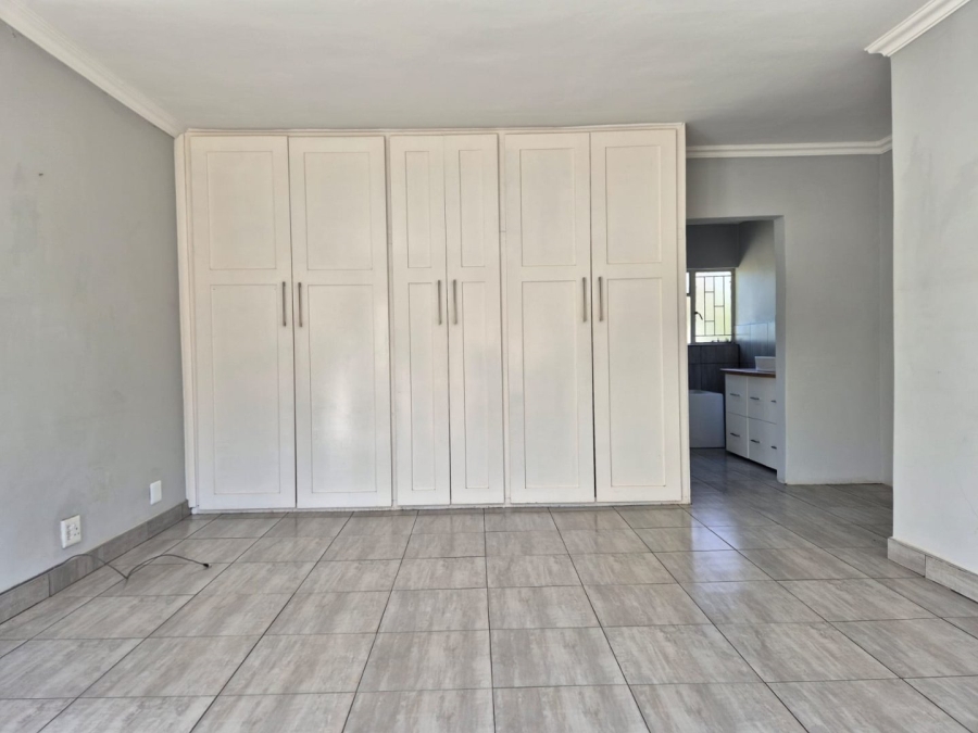 3 Bedroom Property for Sale in Signal Hill KwaZulu-Natal