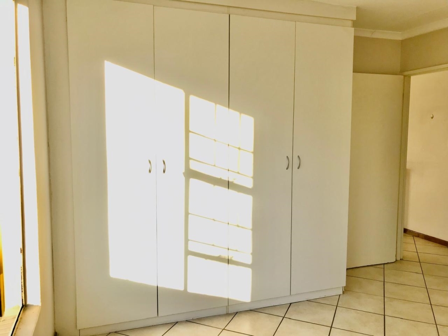 2 Bedroom Property for Sale in Sunnyridge KwaZulu-Natal