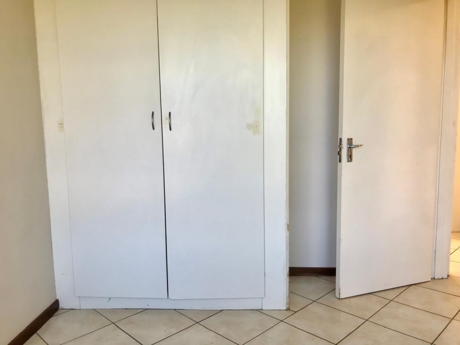 2 Bedroom Property for Sale in Sunnyridge KwaZulu-Natal