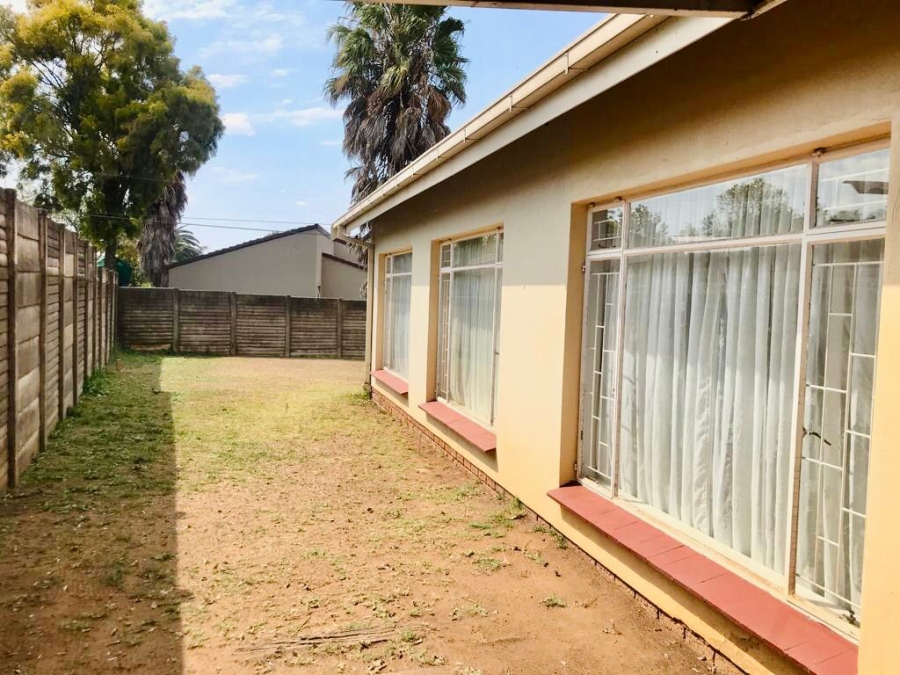 4 Bedroom Property for Sale in Pioneer Park KwaZulu-Natal