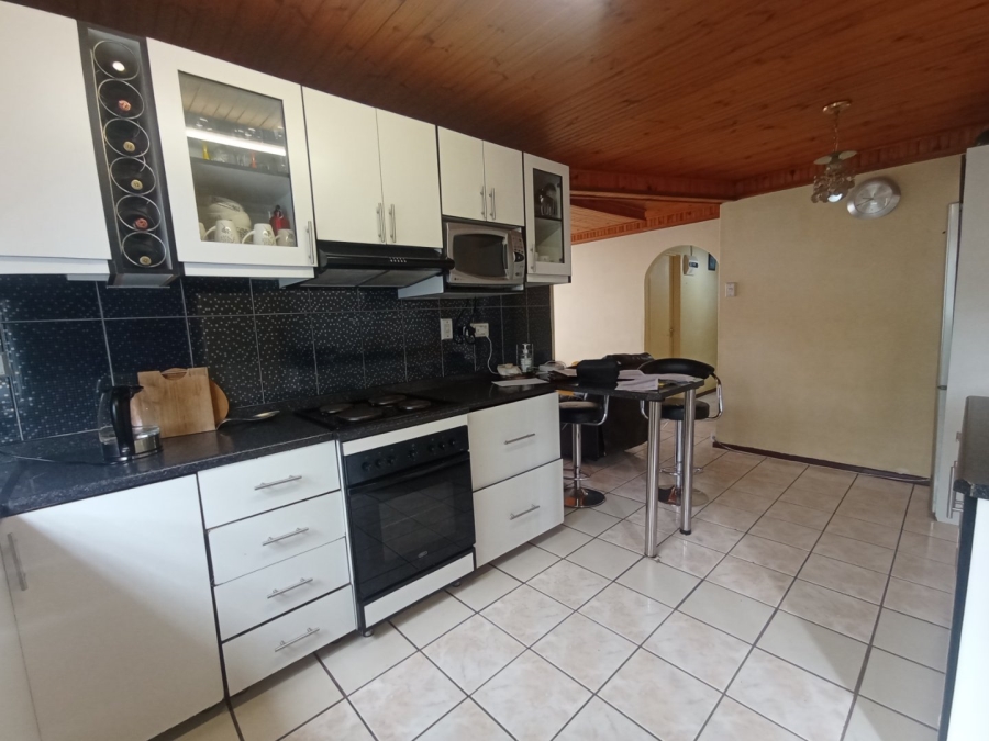 3 Bedroom Property for Sale in Panorama Gardens KwaZulu-Natal