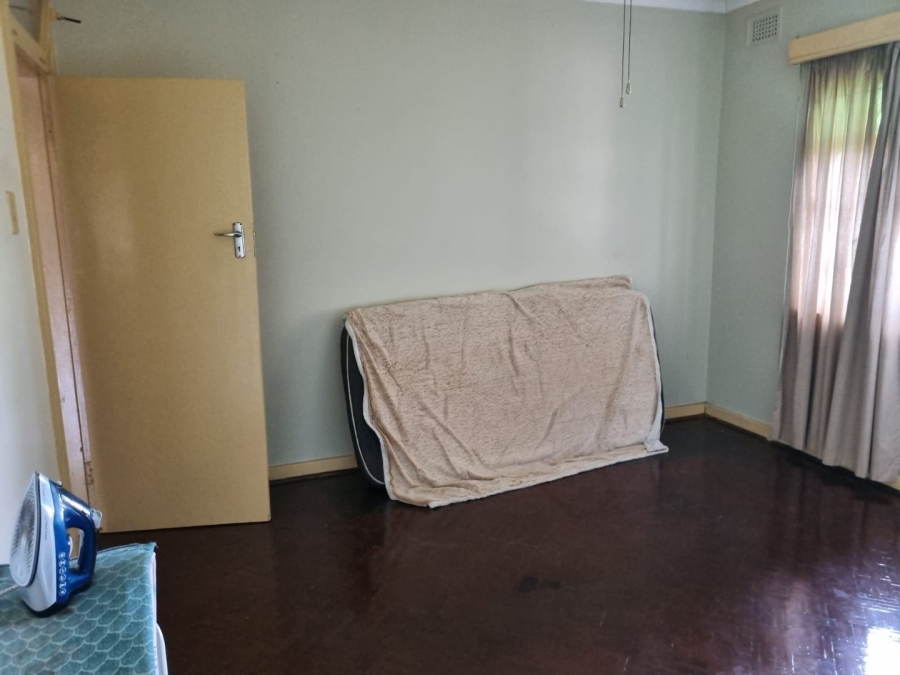 To Let 5 Bedroom Property for Rent in Clare Hills KwaZulu-Natal