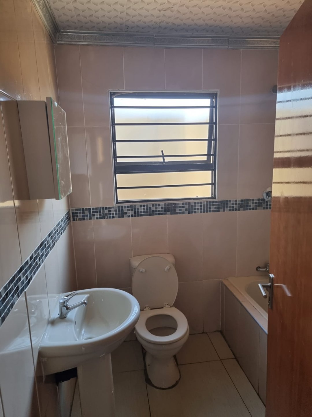  Bedroom Property for Sale in Signal Hill KwaZulu-Natal