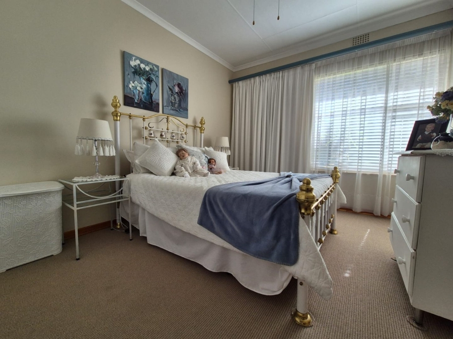 4 Bedroom Property for Sale in Huttenheights KwaZulu-Natal