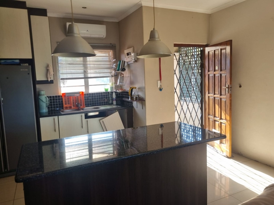 6 Bedroom Property for Sale in Glenwood KwaZulu-Natal