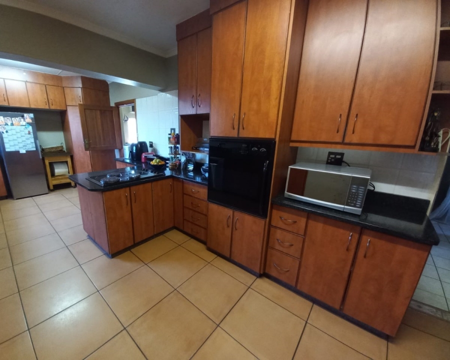 4 Bedroom Property for Sale in Pioneer Park KwaZulu-Natal