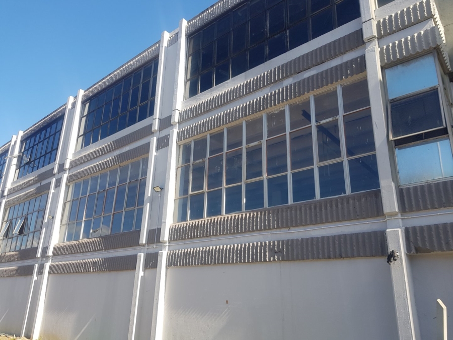 To Let commercial Property for Rent in Overport KwaZulu-Natal