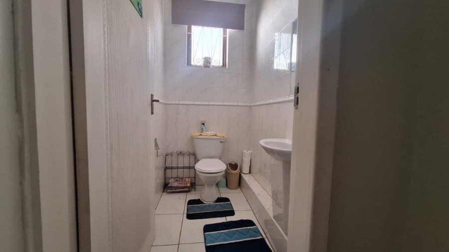 3 Bedroom Property for Sale in Pumula KwaZulu-Natal