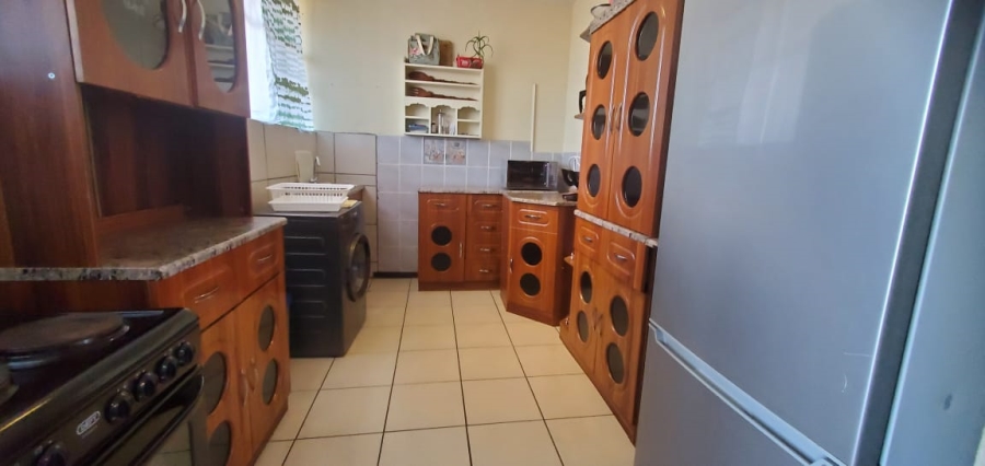 2 Bedroom Property for Sale in Pioneer Park KwaZulu-Natal