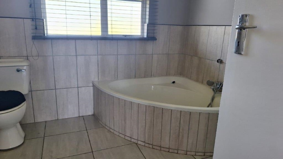 9 Bedroom Property for Sale in Mtwalume KwaZulu-Natal