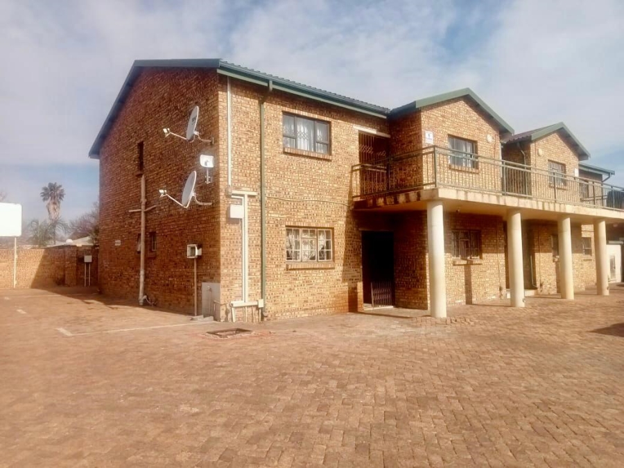 2 Bedroom Property for Sale in Newcastle KwaZulu-Natal