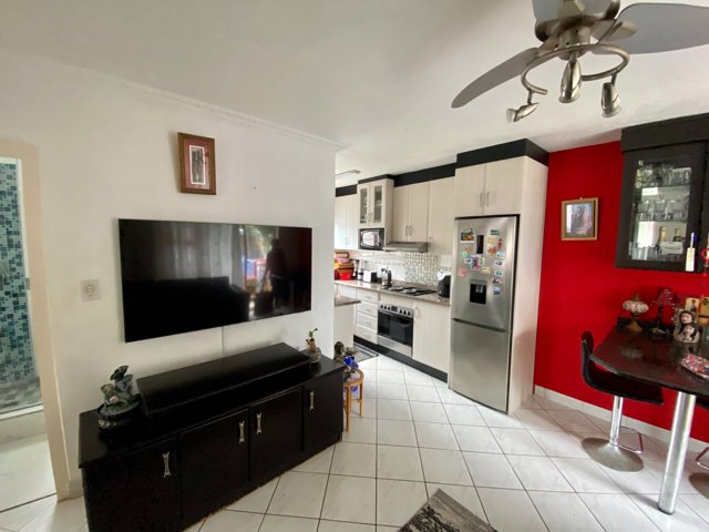 2 Bedroom Property for Sale in Scottburgh Central KwaZulu-Natal