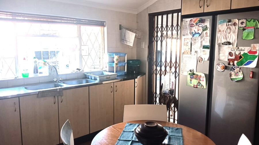 To Let 3 Bedroom Property for Rent in Malvern KwaZulu-Natal